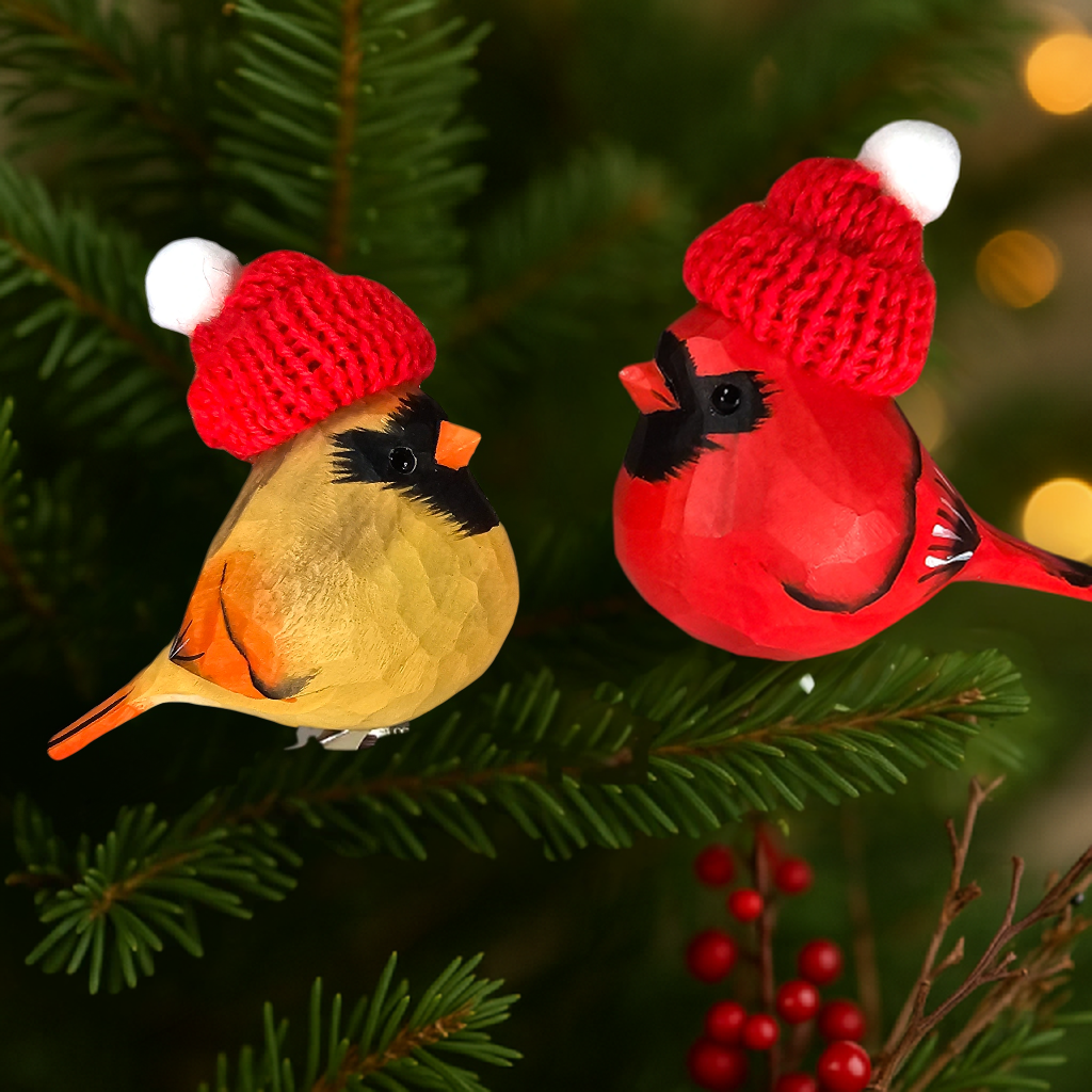 Cardinal Couple Clip‑On Christmas Wooden Ornaments with Mini Knit Hats – Gift Box Included