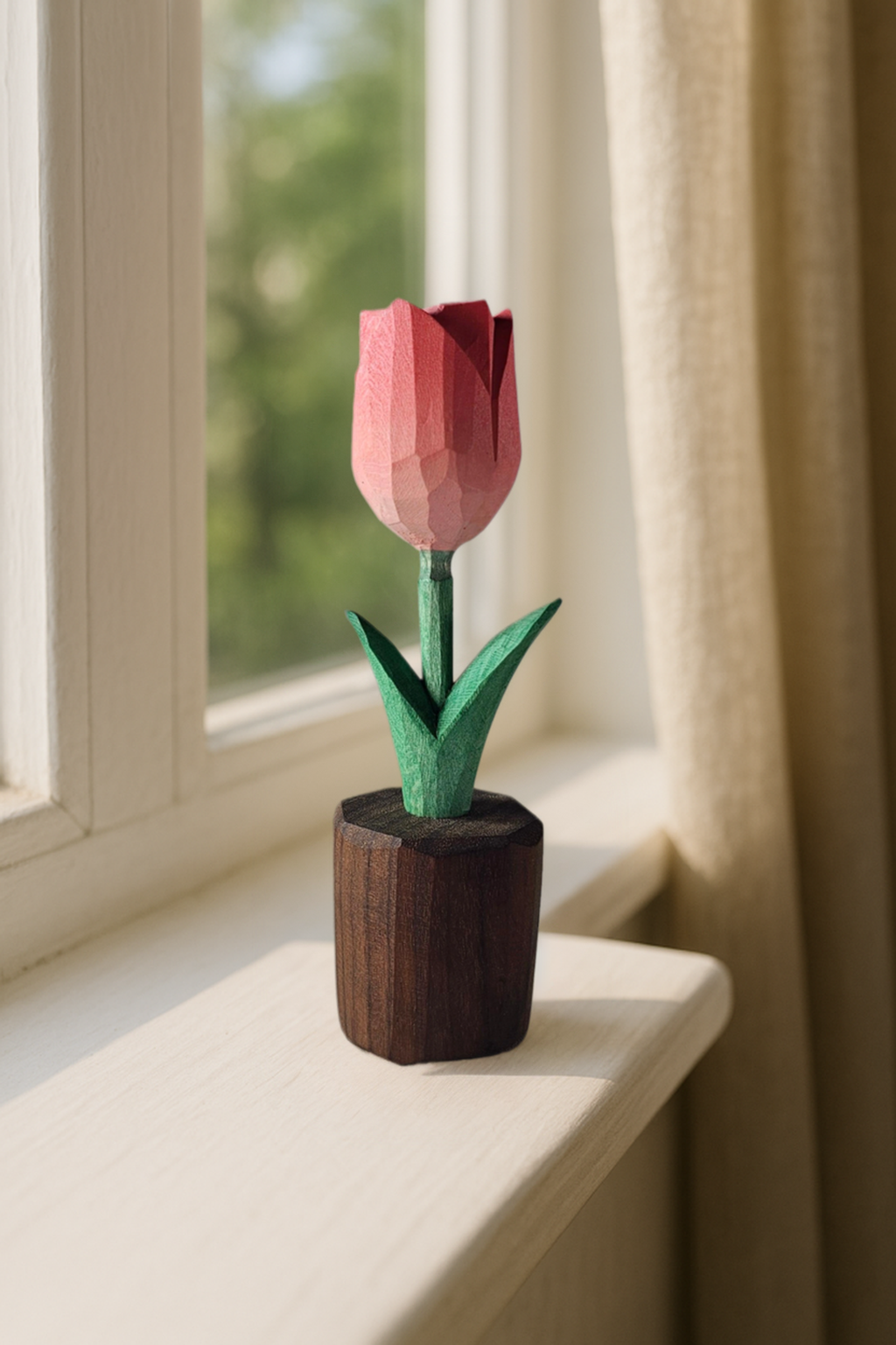 Tulip Wooden Flower Figurine - Gift Box Included